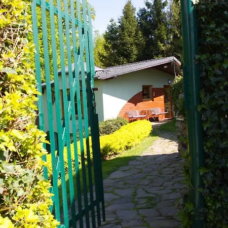 Dom wakacyjny Zielony domek